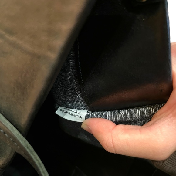 Clare V. Simple Tote Metallic Leather Contrast Racing Stripe Trim Shoulder Tote - Picture 11 of 11